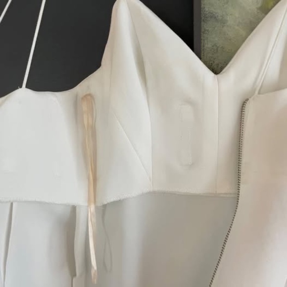 Alex Perry Valentine Dress - White - Sz AU8 - Picture 7 of 8
